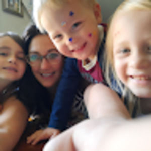 Meet your Posher, Crystal